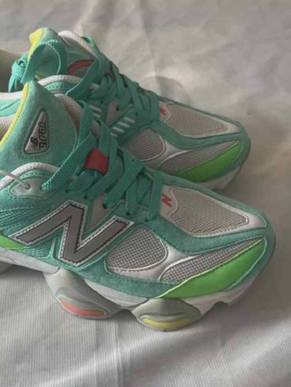 New Balance Aqua Green, White & Neon Accent Running Shoes - Picture 2 of 9